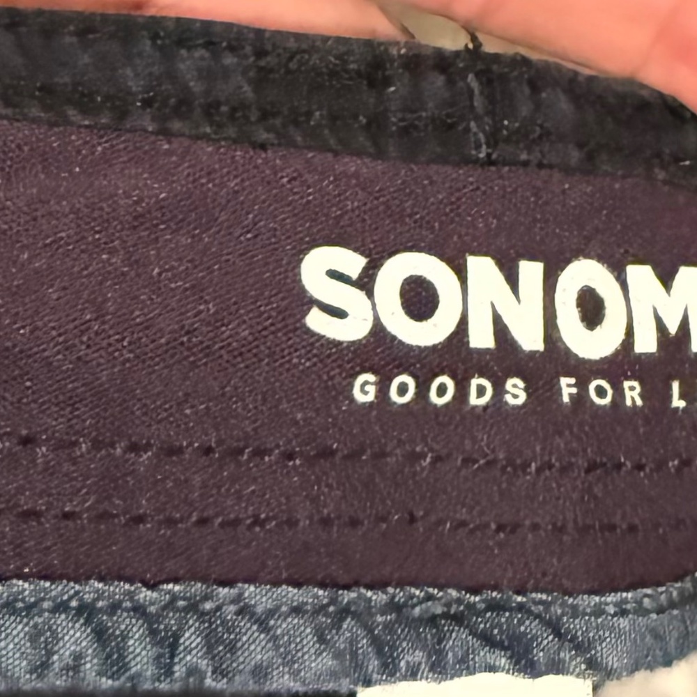 Mens Black Cargo Shorts - Picture 2 of 3